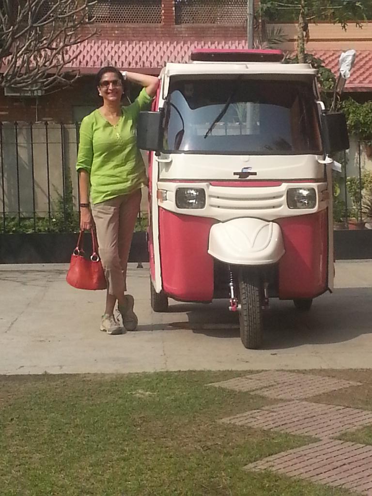 GulBukhari's tweet photo. The Pink Rickshaw and its driver. http://t.co/fDpqI4P8oG