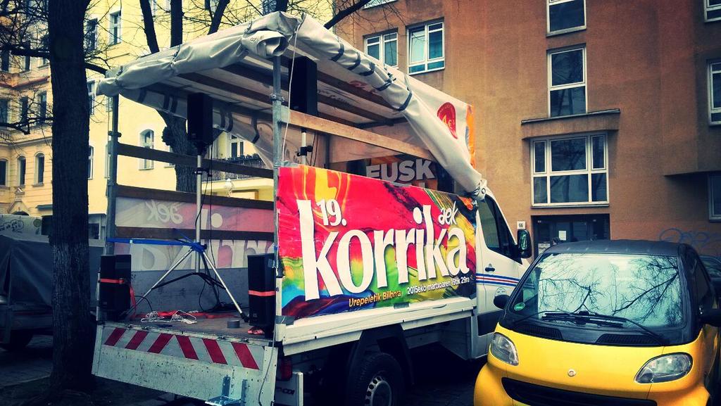 Berlinen ere #korrika prest! Wir sind bereit in #Berlin #KorrikaZuzenean #korrika2015 <a href="/naiz_info/">naiz:</a> <a href="/berria/">Berria.eus</a> <a href="/argia/">ARGIA</a>