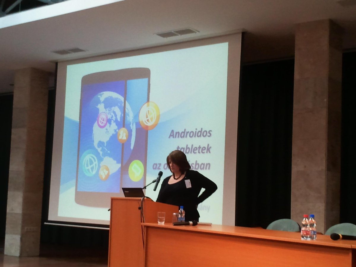 netgeneracio's tweet photo. Bedô Andrea: Androidos tabletek az oktatásban #digikonf2015 http://t.co/aZyxeAEpnV