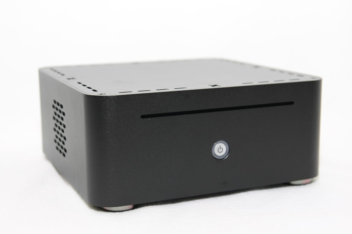 DBMServers1808's tweet image. New Product! DBM MyMovies Standalone Ripper. Use to backup Blurays (inc 3D), DVDs and CDs to an existing NAS/storage.