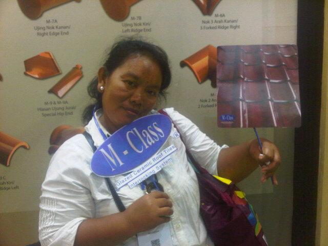 iis115_ismiyati's tweet photo. @mclassroof I Love Mclass #mclassroofkeren http://t.co/I9b30prd14