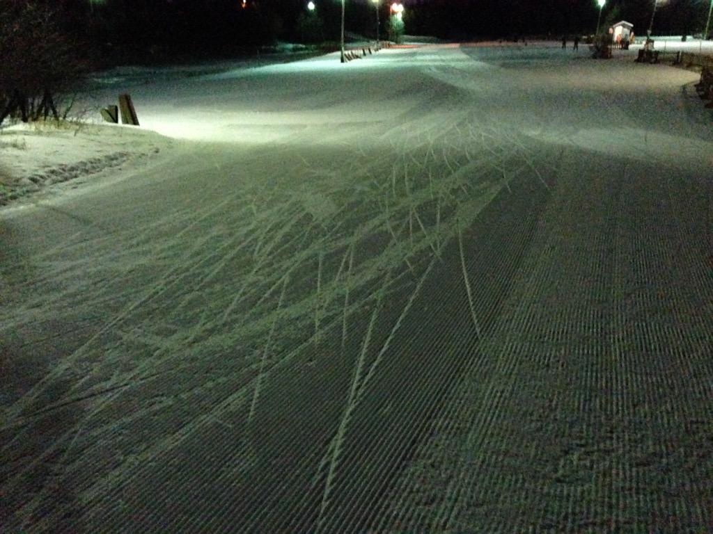 lappenordic's tweet photo. A very hard fast skate lane for today's distance events @TBayNationals http://t.co/pNjuautEwN