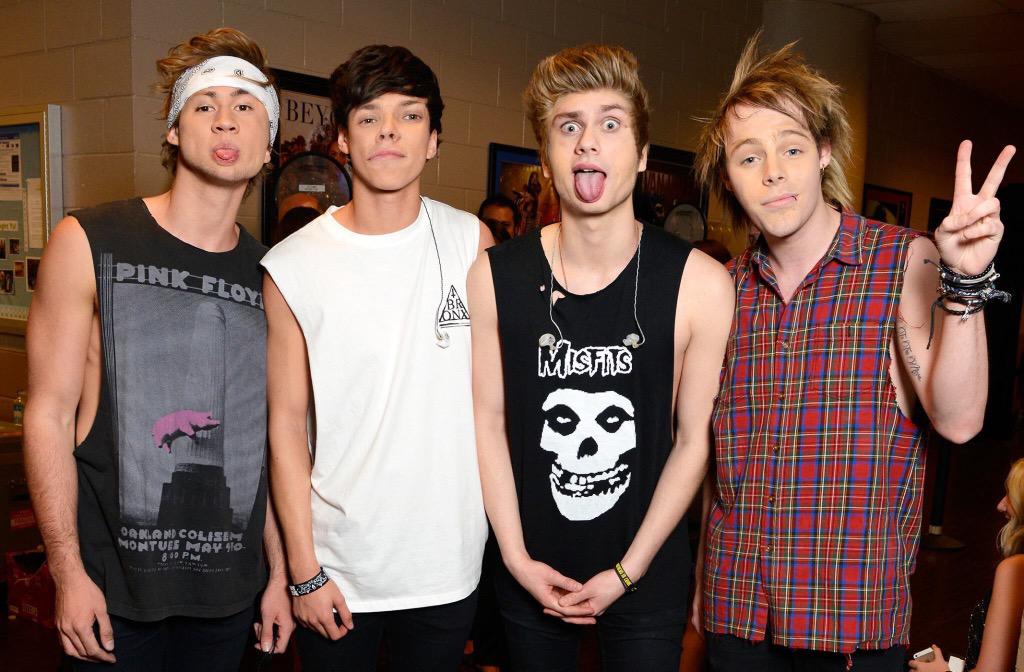 fivesosjustin tweet picture