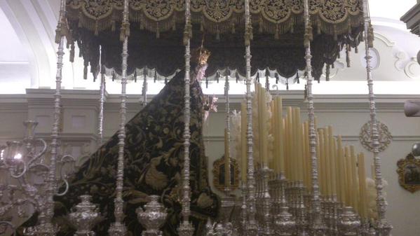 SevillaSemSanta's tweet photo. María Stma. de la Estrella ya espera al Domingo de Ramos. http://t.co/YBEZc1J3Ww