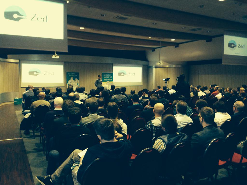 maron_agata's tweet image. 1st #stxnext tech #summit is taking place right now!! With @flaper87