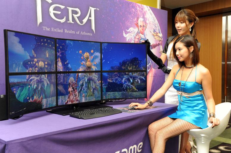 AMDIndonesia's tweet image. Siapa disini yang sudah coba main game dengan fitur #AMDEyefinity? Coba share pengalamanmu disini :D