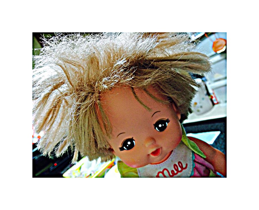 メルちゃんの髪の毛がチリチリ ボサボサに サラサラにするお手入れ方法はコレ 雑学ノート