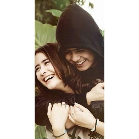 AlyPrillyOFC's tweet photo. DIGO-SISI💑 http://t.co/Iuj752HL1y
