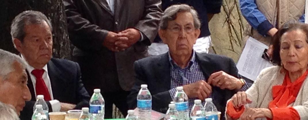 GustavoVela71's tweet photo. Porfirio Muñoz Ledo y Cuauhtémoc Cárdenas convocan a iniciar los trabajos para una nueva constitución para el país. http://t.co/fKBpUKVj9s