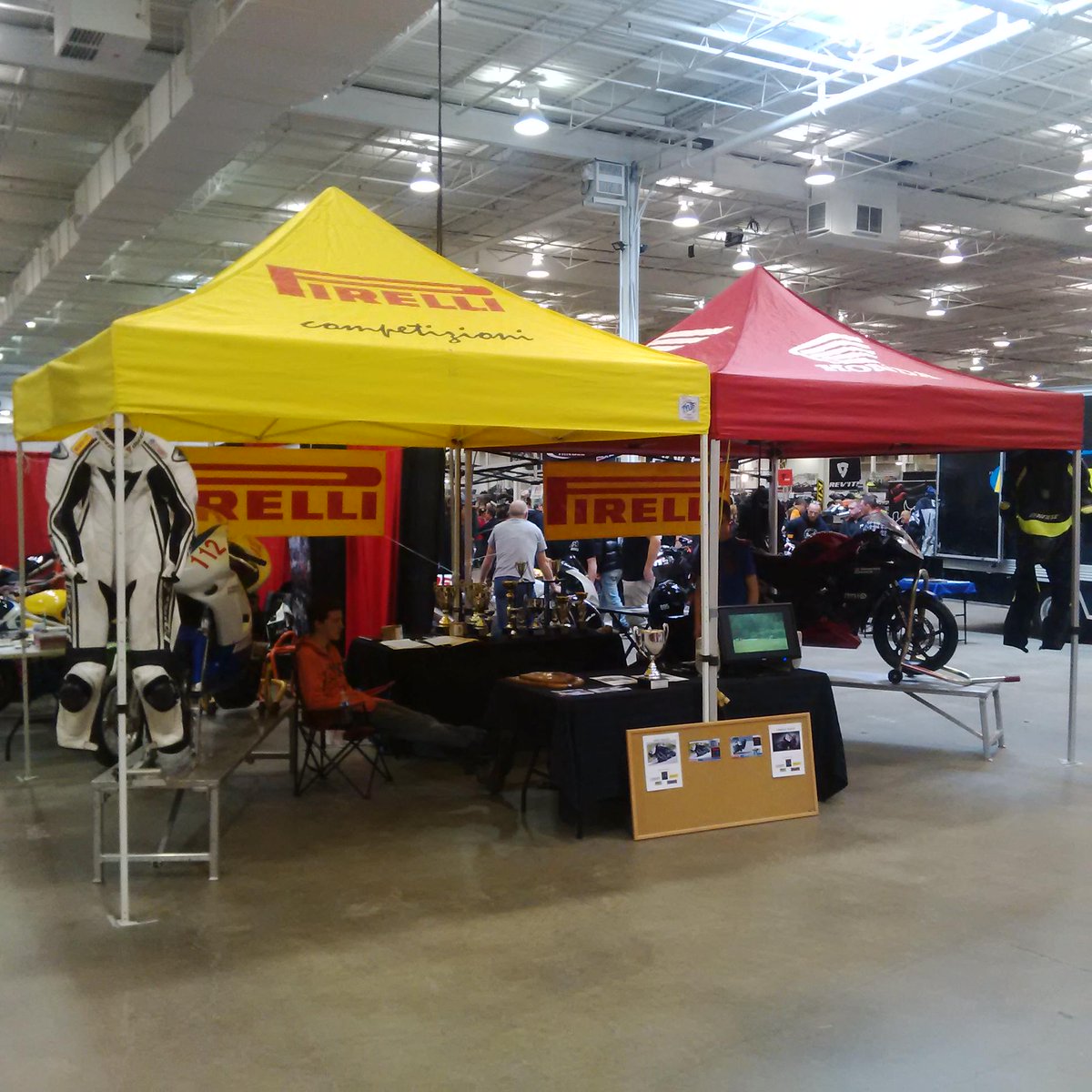 3WalkerRacing's tweet photo. Enjoying the Spring Motorcycle Show #RidersChoice #Pirelli #bickleracing #tnemec http://t.co/4F68Wt1AKe