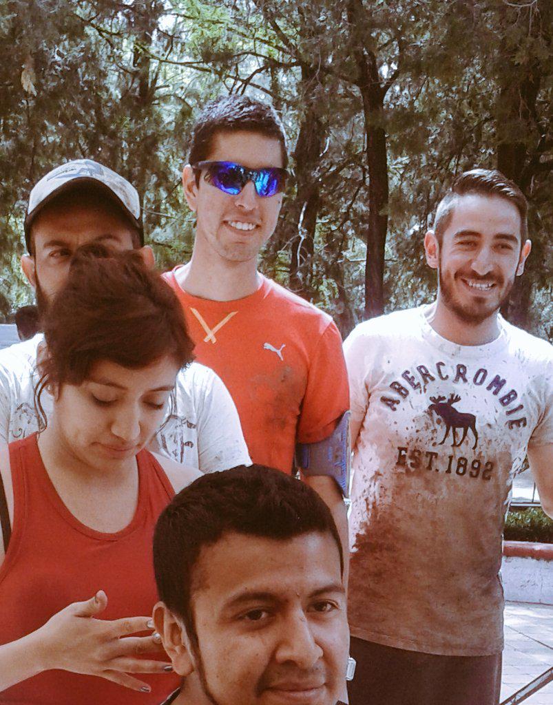 MarianaMsaenz's tweet photo. Les comparto a varios participantes de #RallyExtremo #CircuitoComando @IDJuventud http://t.co/mySSfsC58S