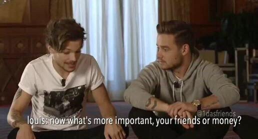 shinee_055's tweet photo. #OneDirectionBestDramas
#BestMomentsOf2014 http://t.co/YGu0qoA2xB