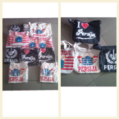 Dstan_Store's tweet photo. Tas totebag persija minat contatc person kami. 45K belom ongkir. http://t.co/LBnLjEs6z5