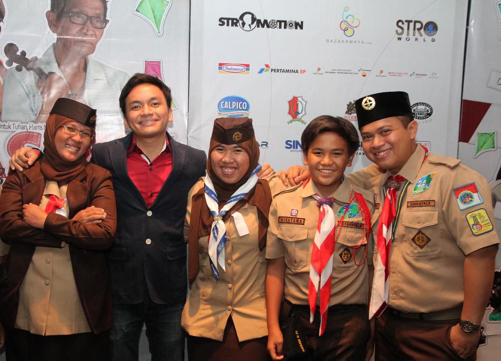 21 Maret 2013 <a href="/HasdukBerpola/">Film Haduk Berpola</a> | <a href="/calvinjeremy/">Calvin Jeremy</a> <a href="/srigusni/">sri gusni febriasari</a> <a href="/scouterfu/">Scouter Fuad</a>