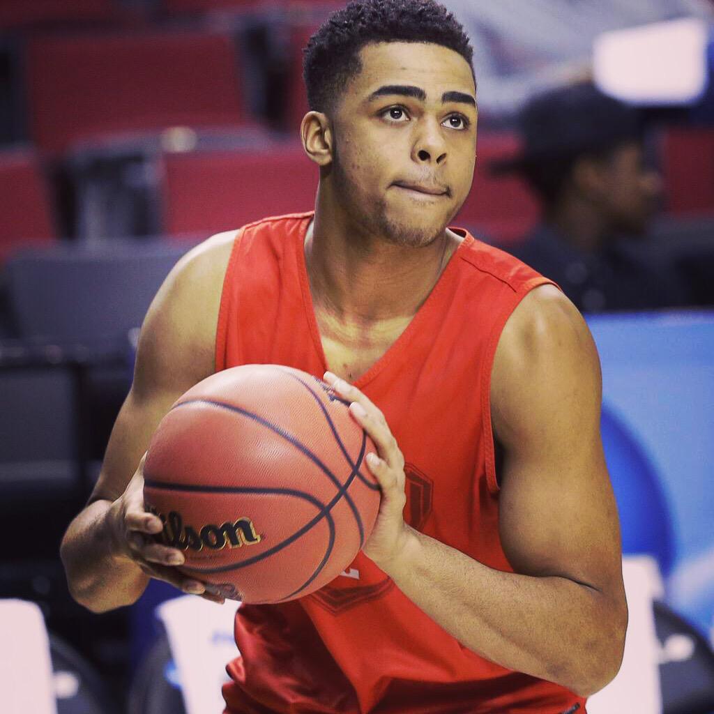 TeamDLoading's tweet image. ITS GAMEDAY😈🅾 @D_Russ0 and the Buckeyes will square off with the Arizona Cardinals at 5:15 ET time. Go Bucks!