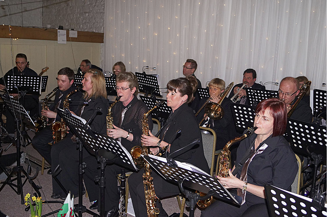 BeechcliffeFAB's tweet photo. Thanks to everyone involved in last nights fundraising event helping us raise £875 towards our school minibus appeal! http://t.co/hHKUJmHcEd