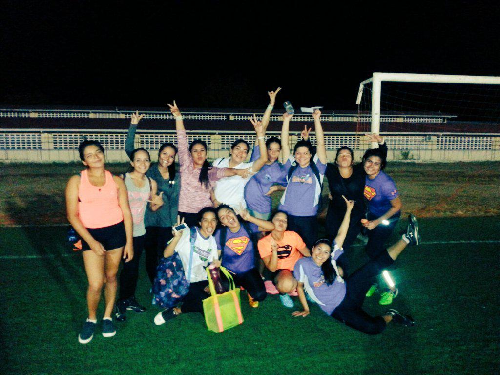 En busca de más chicas que quieran practicar y aprender mas del Flag Football! 🏈