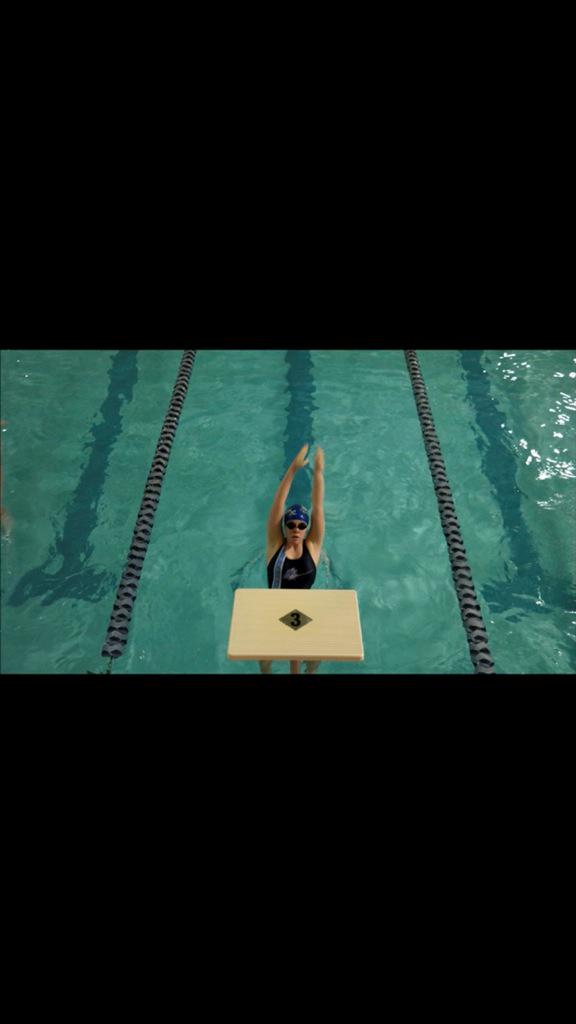BKnightSwimDive's tweet photo. http://t.co/P7MpjMiR6U