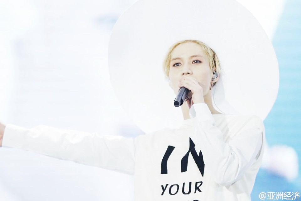 leeT_93's tweet photo. #RTしたbotとペンを迎えにいく 

@ SHINee 이 태민

.

   溢れ出す想い 此れが僕の愛

   1000年ずっと傍に居て …

   独占 束縛 卑猥 夜更 変態 DM

:
.

. http://t.co/vMBKGcrvGZ