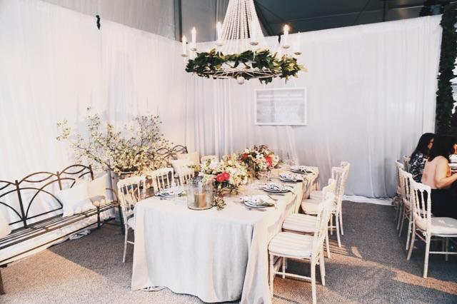 taraclangdale's tweet photo. totally need to start planning my next wedding 💒 #charlestonspringbridalshow #chsbridalweek #randomactsofswag #CHSFW http://t.co/PmbA9nvwx0