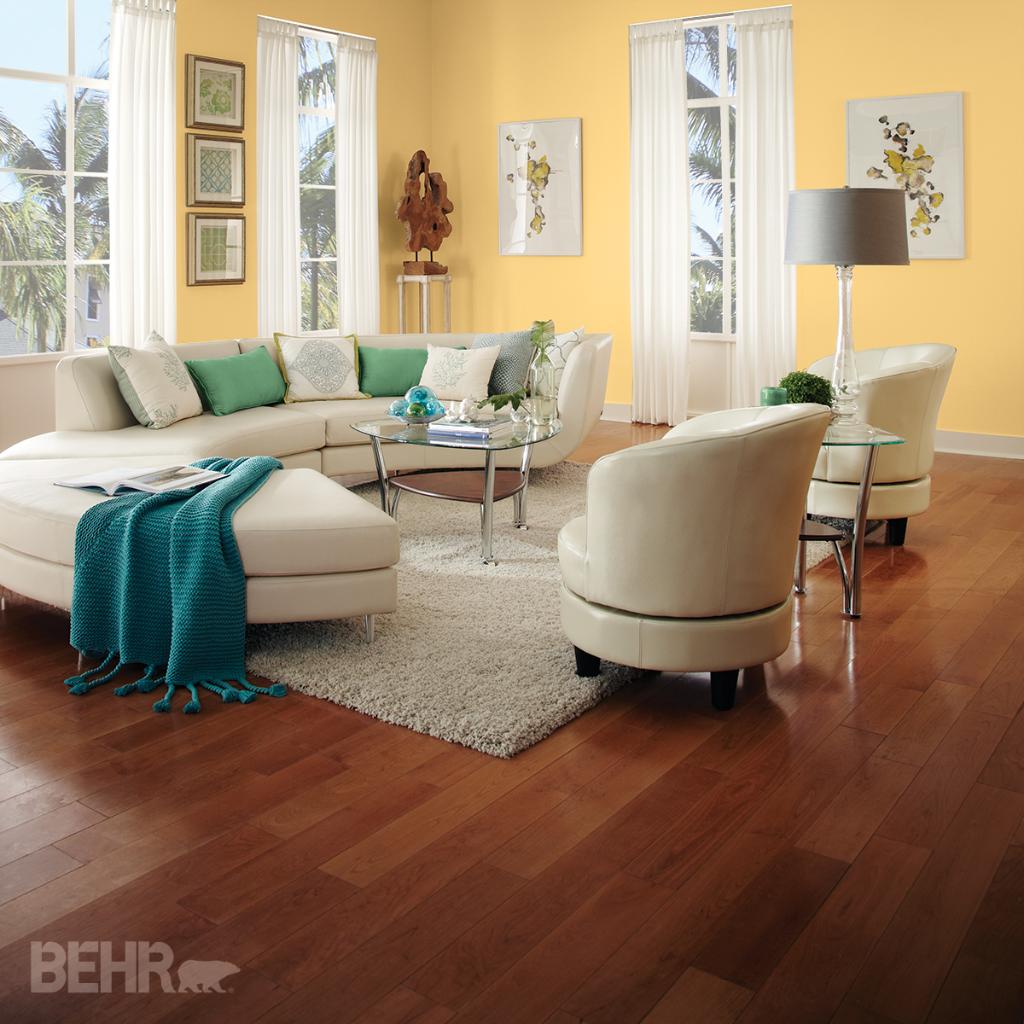 BehrPaint's tweet photo. Eggs are a symbol of the season, but they also lend their name to the beautiful Egg Cream P270-4. Do you love it? http://t.co/4IT23GniLs