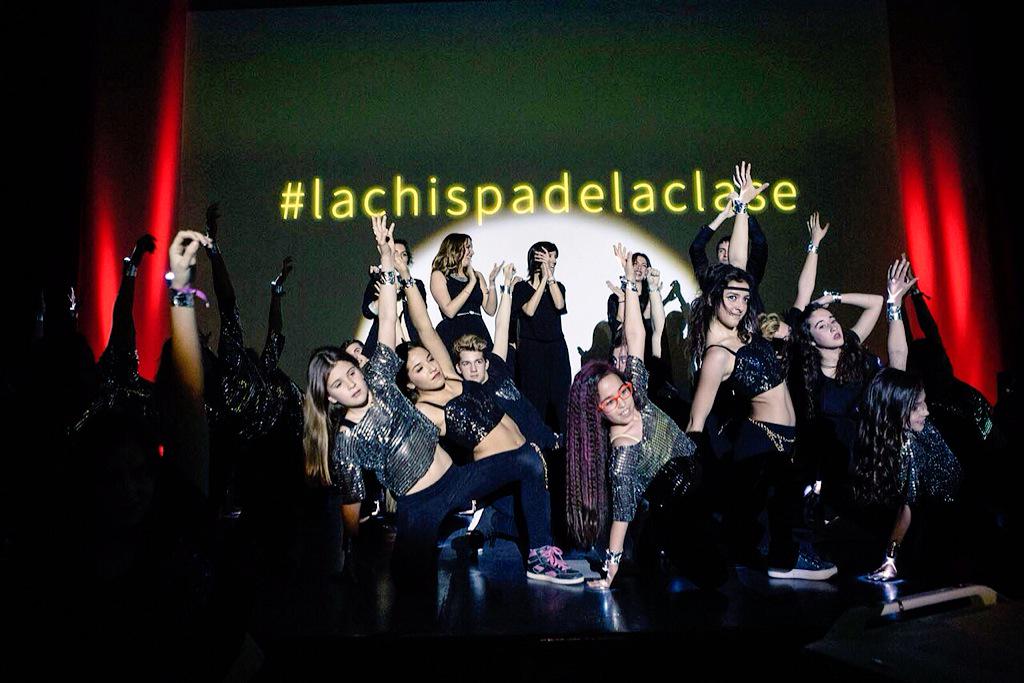 GloriaAnguis's tweet photo. Mi gente! @ClasesGloriaAng xa CocaCola http://t.co/k82Ftv0apQ
