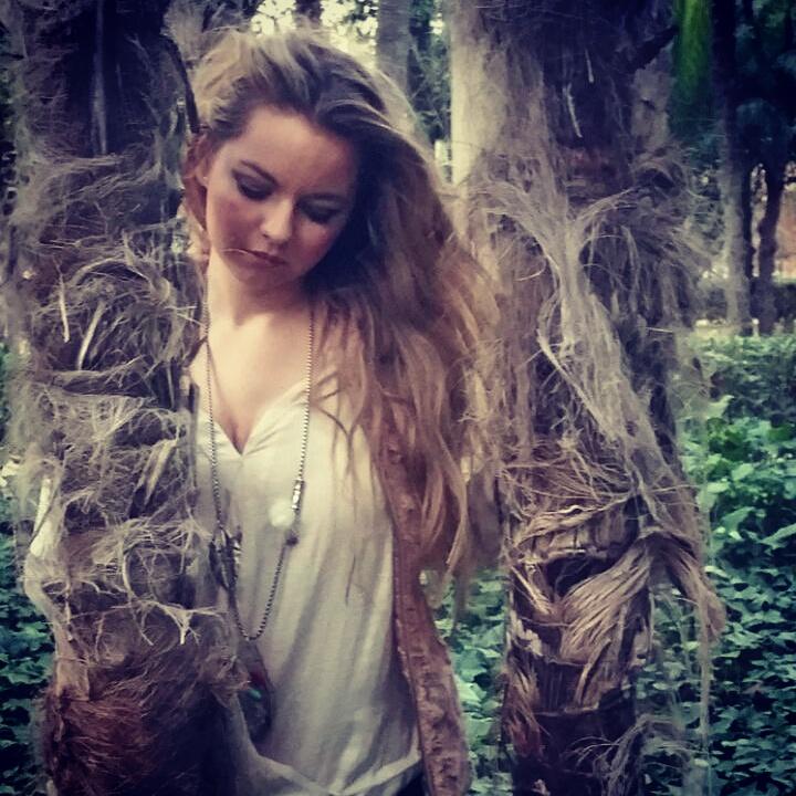 pasperga's tweet photo. Llega la primavera!! Y la recibo paseando por el parque de Maria Luisa de Sevilla!! @sellama_copla  #sellamacopla http://t.co/iLHRxIvt3l
