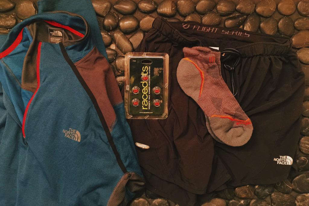 MikeJGrinnell's tweet photo. Ready for a chilly #raceday. Looking forward to @PRRaces #RunforHaiti. #tnflocals #flashdry @racedots @Smartwool http://t.co/BM4J2GfN66