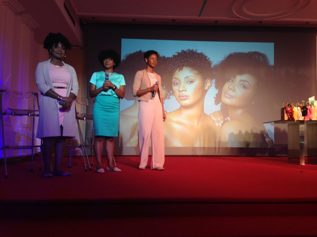 theshowtime_fr's tweet photo. Merci @NHAParis 👏👏👏#NHA2015 #paris #conference #nappyday !!!! http://t.co/a4v1Hdpv1r