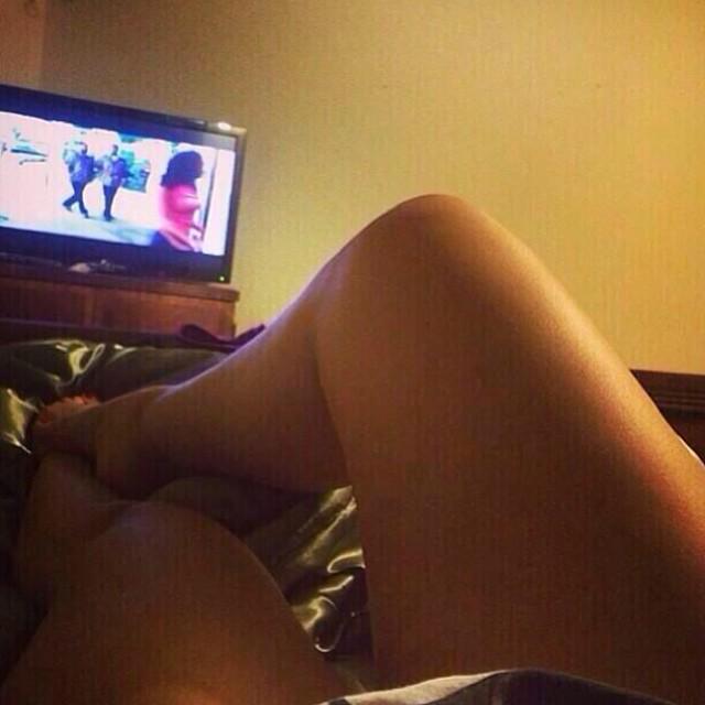 زهقت من التلفزيون عايزه مواقع سكس
لا احب الاستظراف