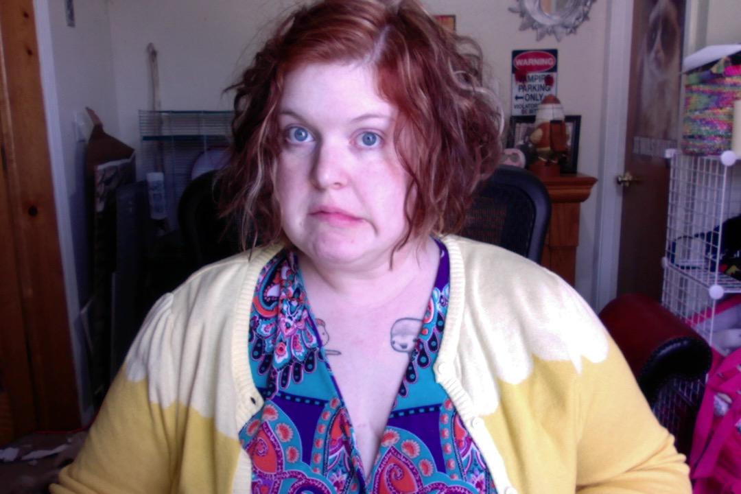 Jenny_Trout's tweet photo. So, it has come to my attention that I have inadvertently dressed like Ms. Frizzle this morning. http://t.co/ZOFwUuyWFu