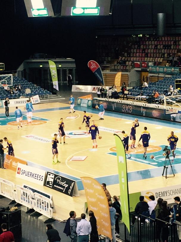 RedingRoyMP's tweet photo. Fre'en mech op eng flott Finale 😀#amicalesteesel #ABContern http://t.co/brfXonhF4P