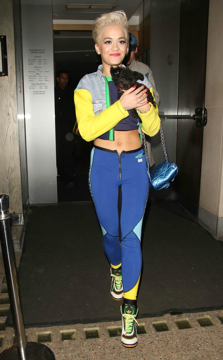 highbellybutton's tweet image. British singer Rita Ora knows how to rock high-waisted whatever those are