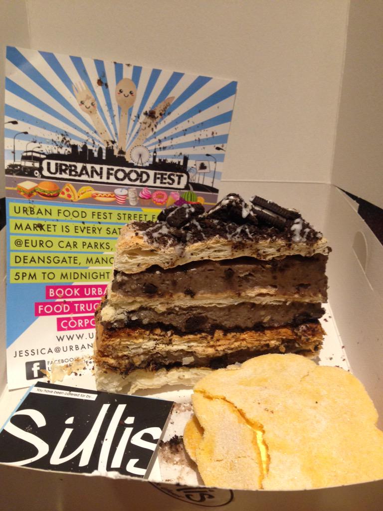 adaarplc's tweet photo. @sillissandwich @UrbanFoodFest you've done it again!!!! 👍👍Nom nom nom and thanks for the yummy treat!! 😍🍰🐷🙈 http://t.co/0MrqSDanGe