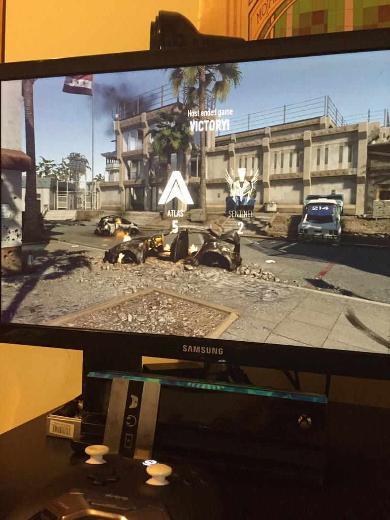 RapidTourney's tweet photo. @EternalTourney host ended the game at 5-2 advance seed 3 http://t.co/0bPUcsBjel