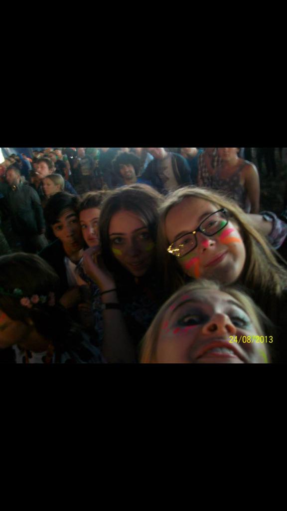 MeganLodge's tweet photo. @KateeyP happy birthdayyyy! (For yesterday) Hope you had a lovely day and a crazy night 😉😜😘🐯🐯🍹🍷🎉🎉 nuff love sugartits http://t.co/KqrmTsbrkz