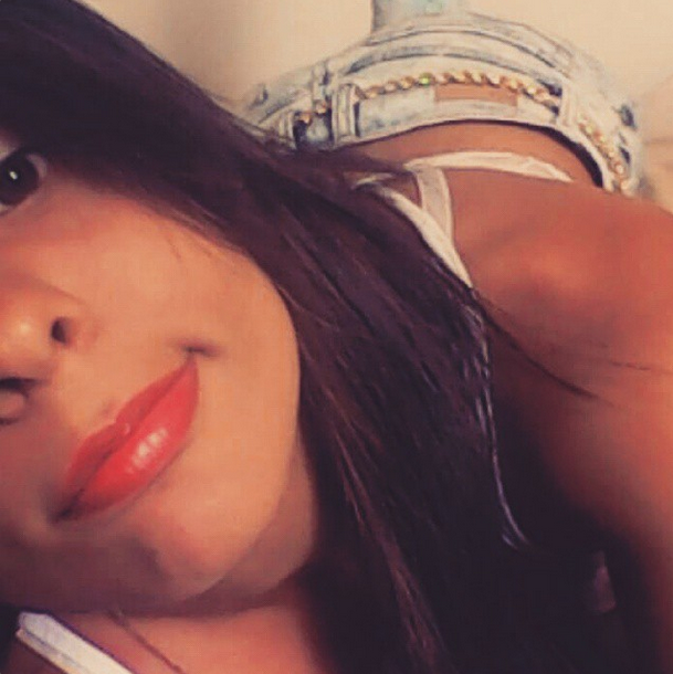 Maria_Chacon1's tweet photo. Maluma. ♪ Hola gente. ☺/ http://t.co/vWt1yxFlM8