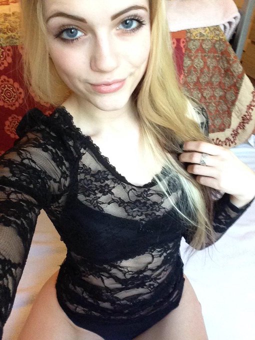OKAY! cum see meeee ? http://t.co/wNPDhzHXBT