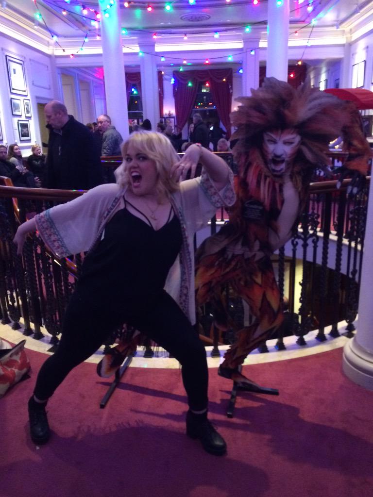 EmilyCrossdale's tweet photo. After years of waiting I have finally seen one of my favourite musicals #Cats and I loved it! Here are our #CatsSnap http://t.co/Xxv35Q2I5t