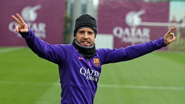 Final training session before Clásico - and happy birthday Jordi Alba, 26 today 