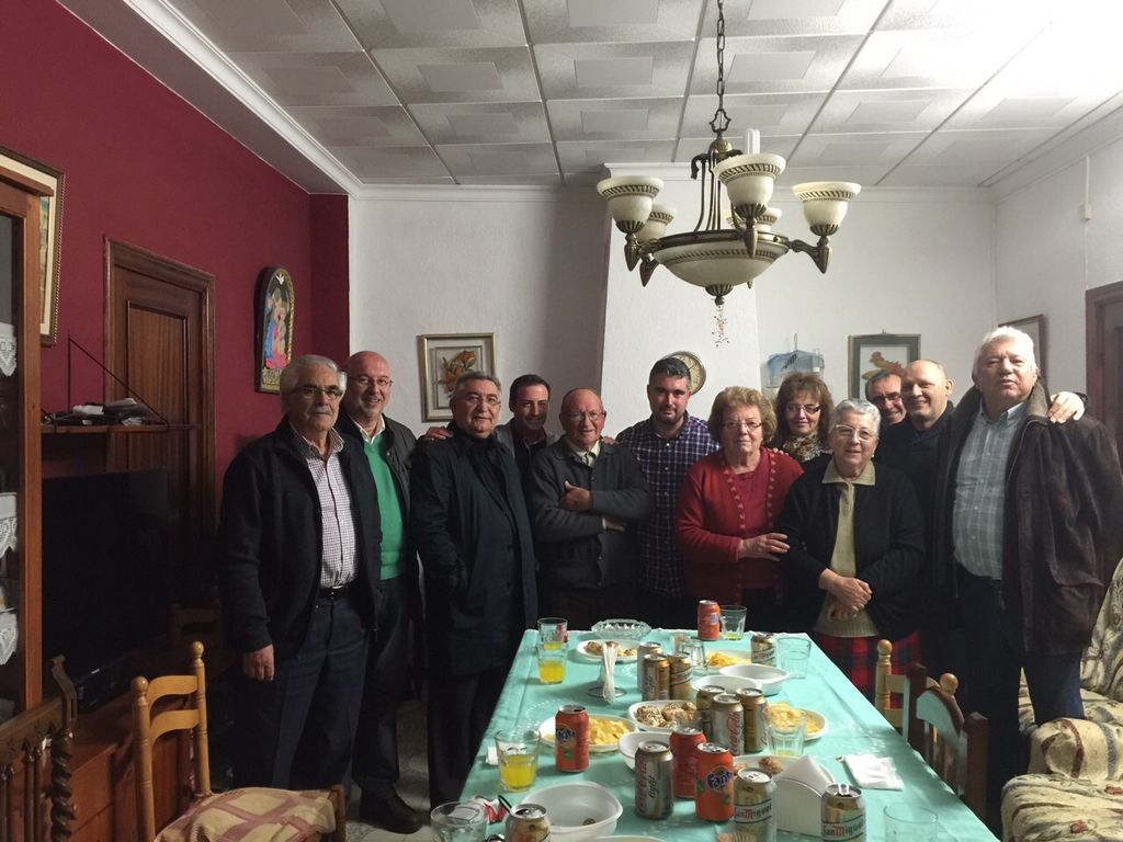 Josepepemorgan's tweet photo. Visita de @fginerginer al Partit Popular de @JuntsFemSempere #entretots @PP_VAL @ppcv http://t.co/fF5FKhMKSf