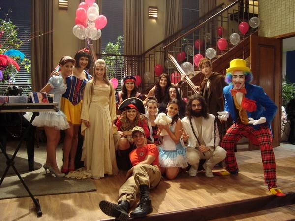 oopslunatica's tweet image. Não foi só uma novela. Foi a melhor fase da minha vida. Sou grata a cada um deles por cada momento! #4anosdeRebeldia