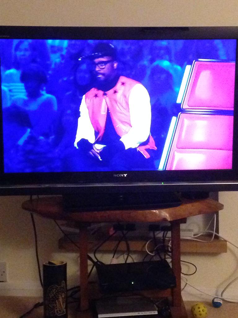 AbiSailor's tweet photo. @iamwill we need more opera in our lives http://t.co/3t7M2WYjda