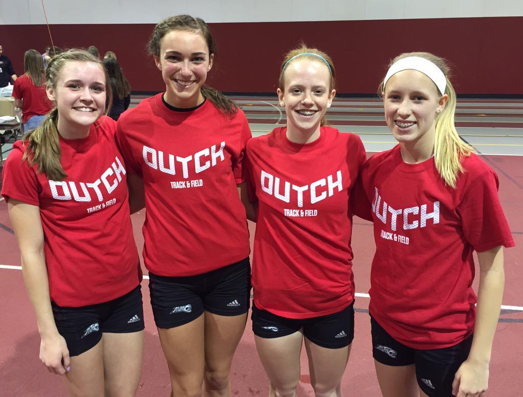 JaguarGirlsTF's tweet photo. Shirts are for winners. #4x4 http://t.co/zIfUXl6pmD
