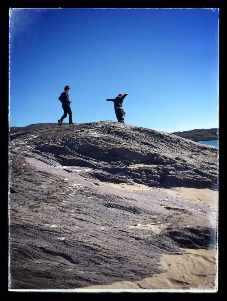 KarenCoakley1's tweet image. Kids, dogs, grandparents and ice-cream #KerryLife