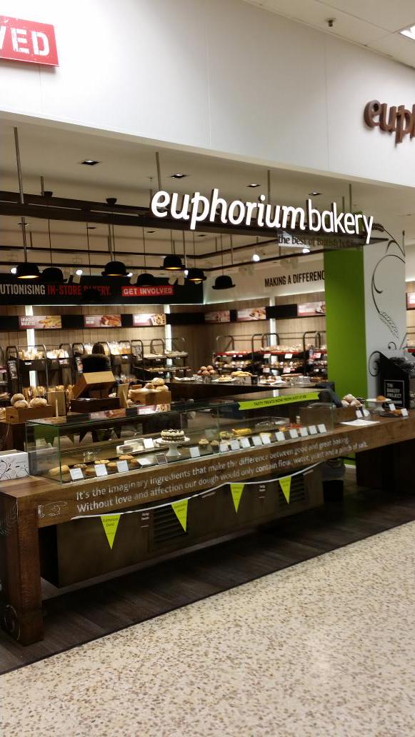 InStoreOutlook's tweet photo. I do like a tidy bakery...and this was definitely one...@Tesco @TescoFood @TescoLoudwater http://t.co/1oOG1FIQvw