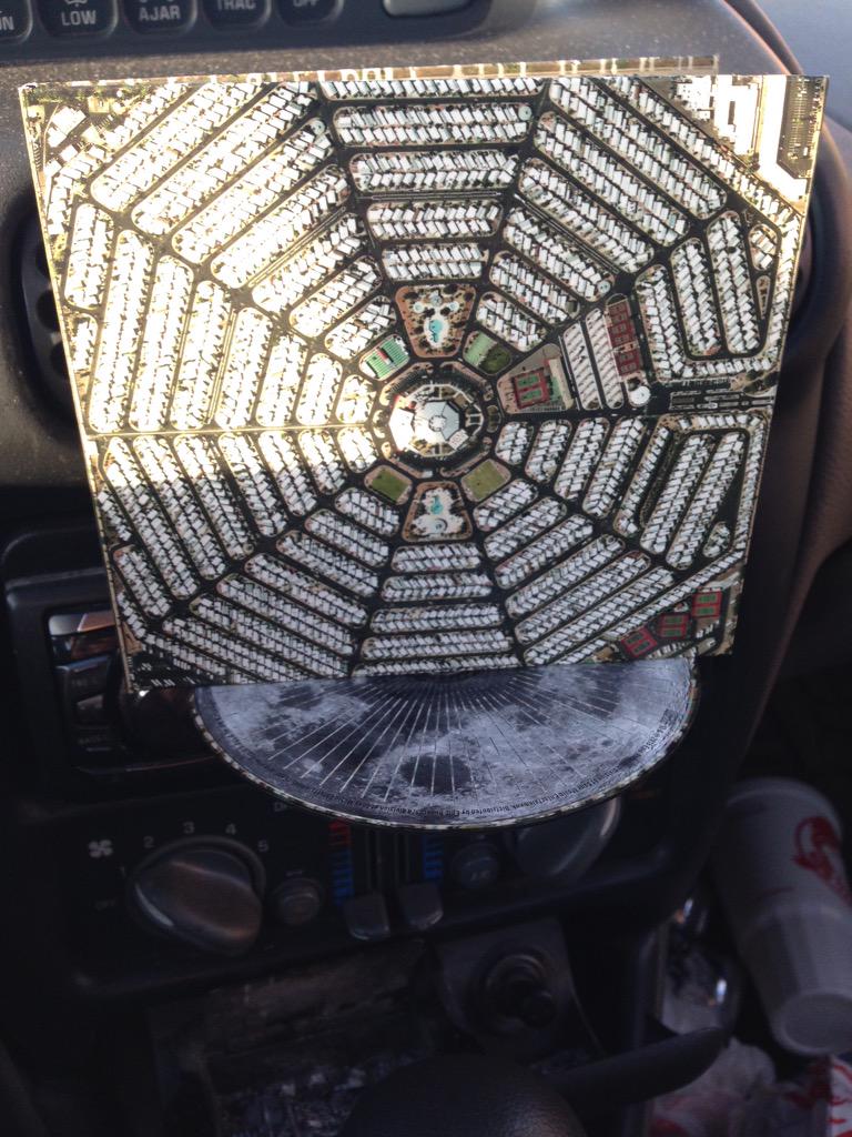 RobMonarch's tweet photo. New MODEST MOUSE album is friggin' awesome. Worth the wait. @iankwolfe @AFT2FL  @mmcpodcast @tinderboxprod http://t.co/8AT655H0tJ