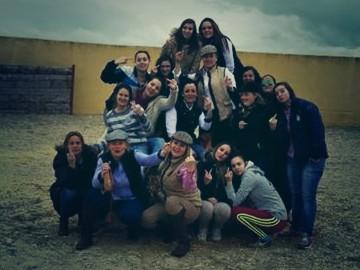 ConchiAparicio1's tweet photo. Un día extraordinario y con muy buena compañía! Hay que repetirlo pronto 🐮 http://t.co/NHbFCc95ZG
