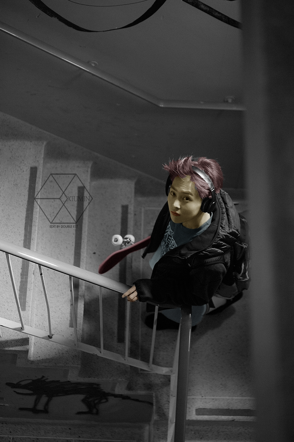 clcoohshee's tweet photo. "@WeGotLoves: 150321 XIUMIN TEASER http://t.co/XqYQHzF7b2" :O