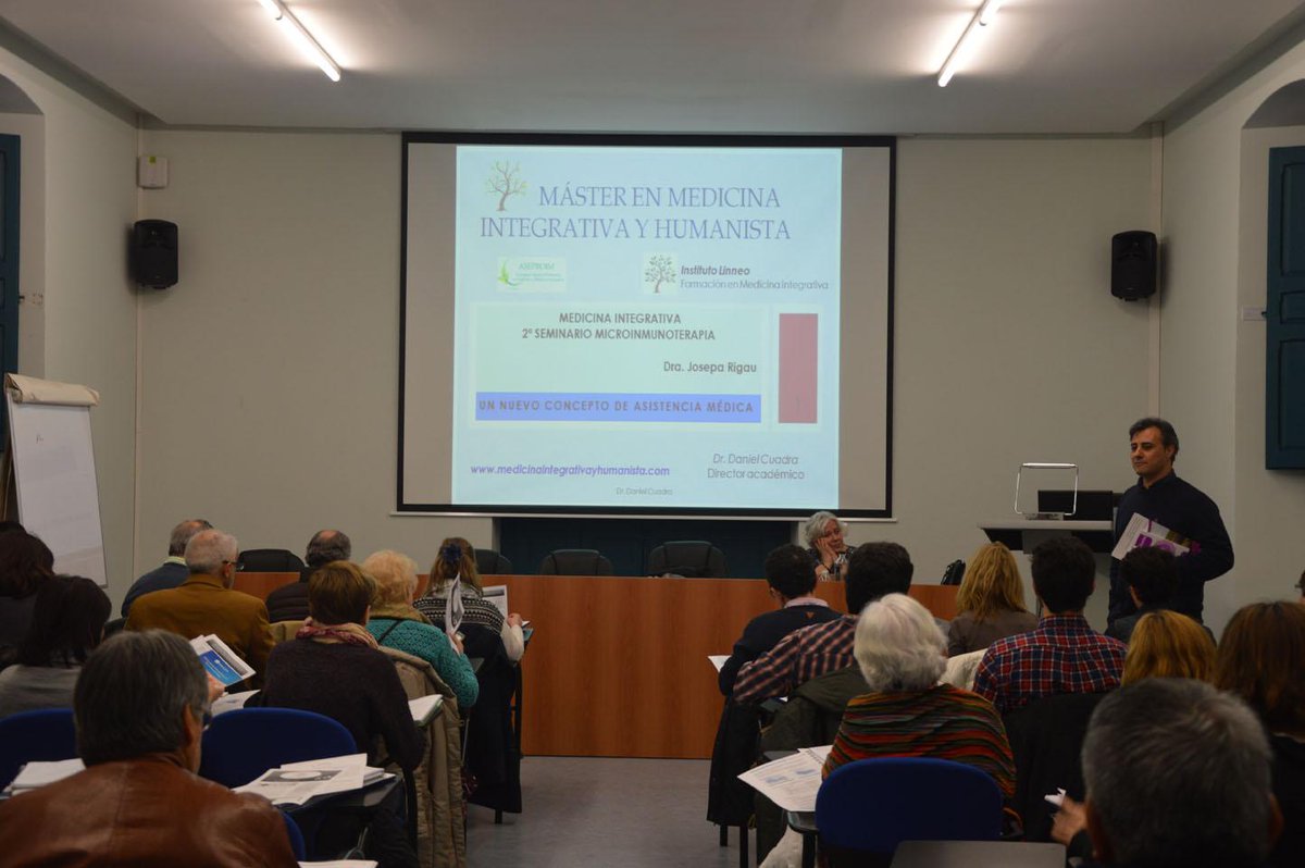 masterMIH's tweet photo. Gracias a la Dra. Josepa Rigau por su clase tan interesante y amena. 2ºseminario #masterMIH sobre #microinmunoterapia http://t.co/KnNZnUCyAD